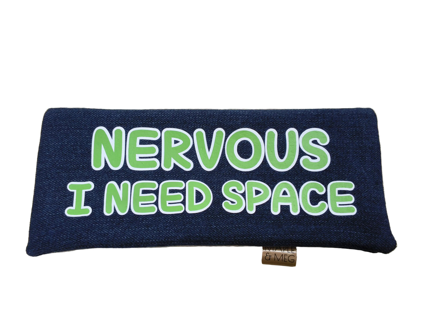 LSSPACEAG (NERVOUS I NEED SPACE/APPLE GREEN)