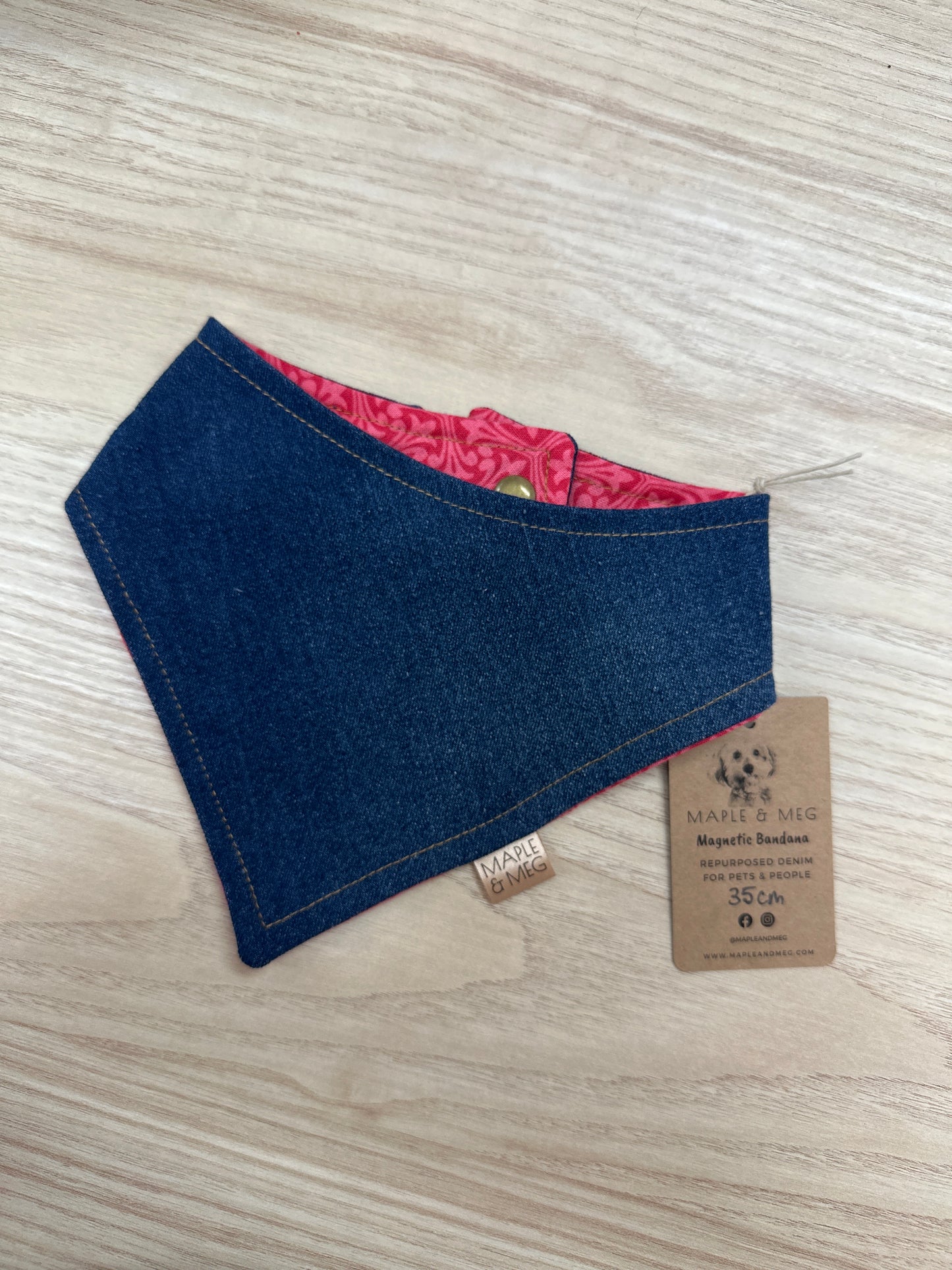 MRR35 (RUBY ROYALE) - 35CM Magnetic Bandana