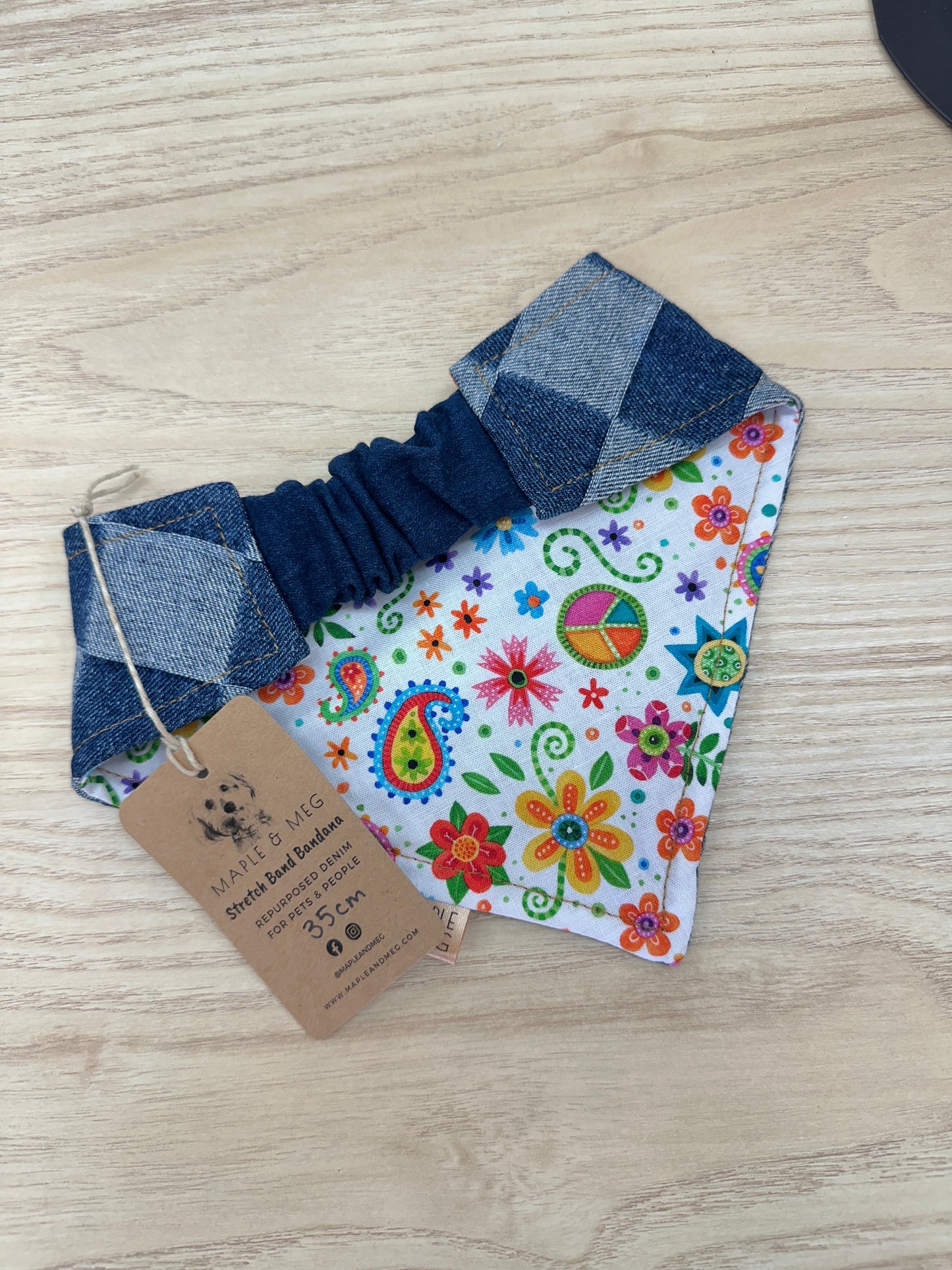 SBPAP35 (PEACE&PETALS) - 35CM