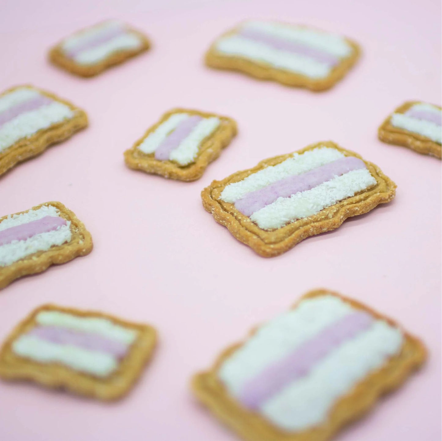 Iced Vovo Coomkies 1 pc