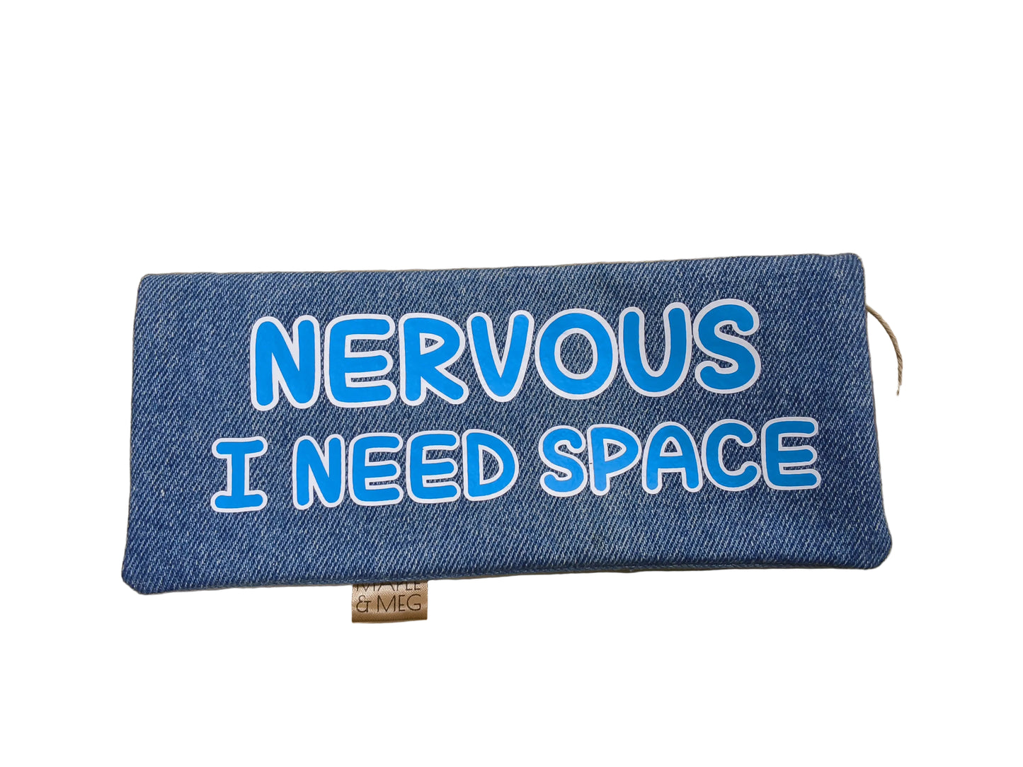 LSSPACEBB (NERVOUS I NEED SPACE/BRIGHT BLUE)