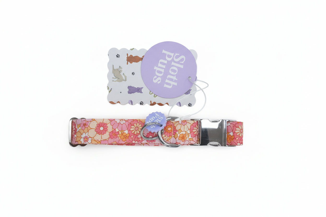 APRICOT AND PINK FLORALS (METAL BUCKLE)